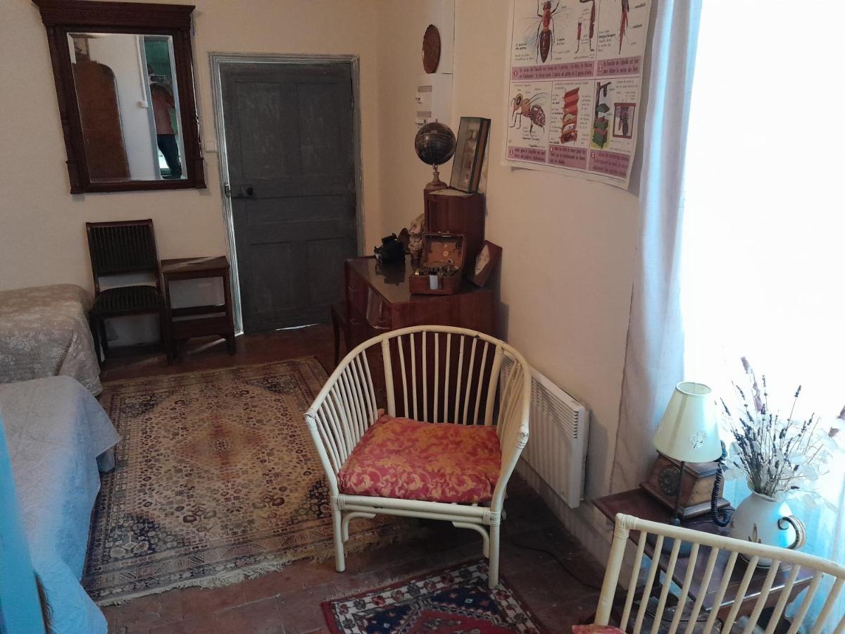 Le Prieure Bed & Breakfast Saint-Florent-sur-Auzonnet Exterior photo