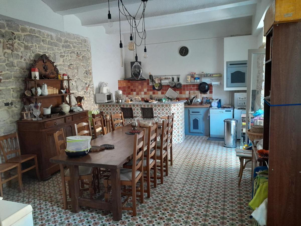Le Prieure Bed & Breakfast Saint-Florent-sur-Auzonnet Exterior photo